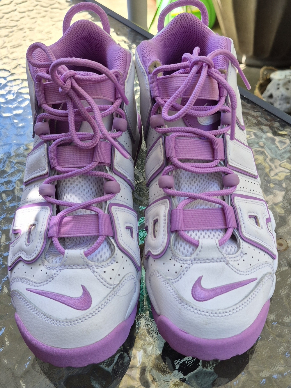 Nike Kids' White and Pink AIR Basketball Shoes - Picture 13 of 13